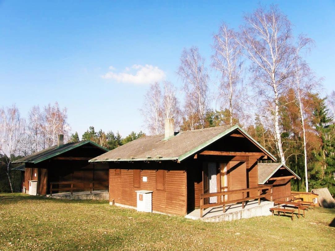 Kemp Pod Brizami Kunžak Exteriör bild